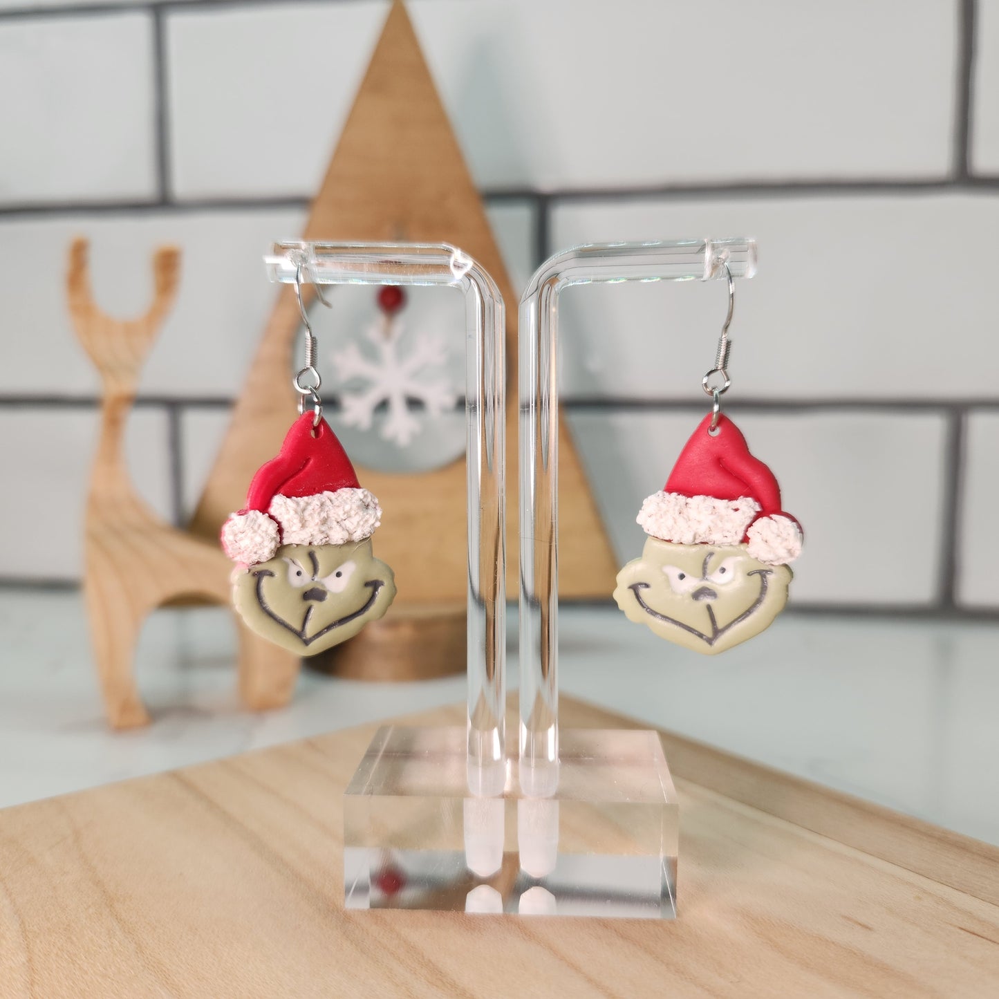 Christmas Grinch Earrings; Festive Polymer Clay Earrings; He's A Mean One Earrings; Christmas Accessories